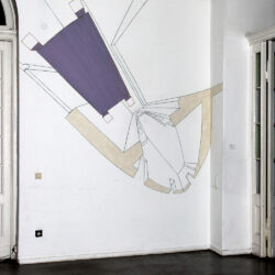 Wandzeichnung. Sie zeigt den Blick von unten auf die Raumsituation vor Ort